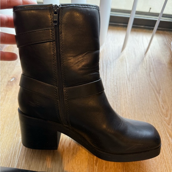 Black Leather Style Ankle Boots Women’s Size 9 - Picture 10 of 11